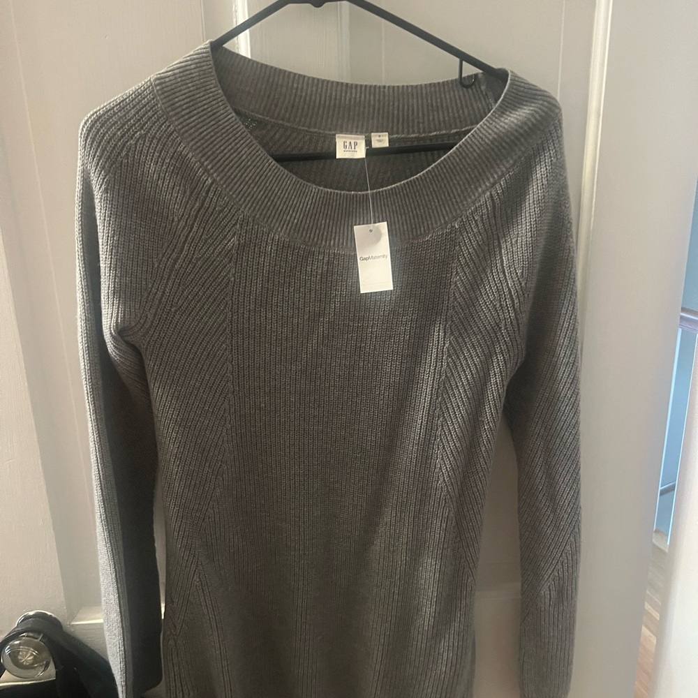 GAP Women's Charcoal Ribbed Scoop-Neck Sweater